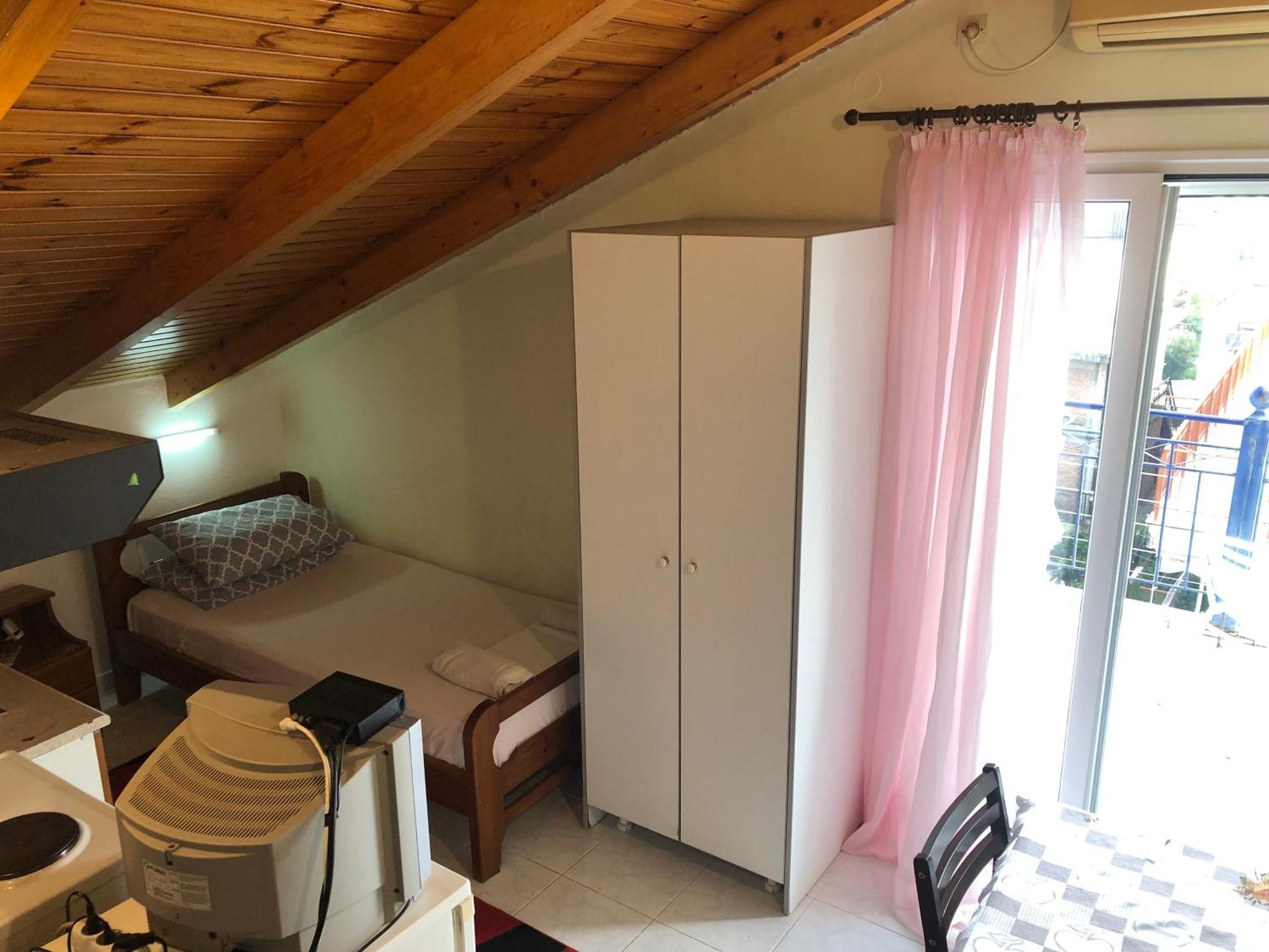 Ion Apartments Messolonghi Single Bed Room Mountain View Loft Mesolóngion 外观 照片